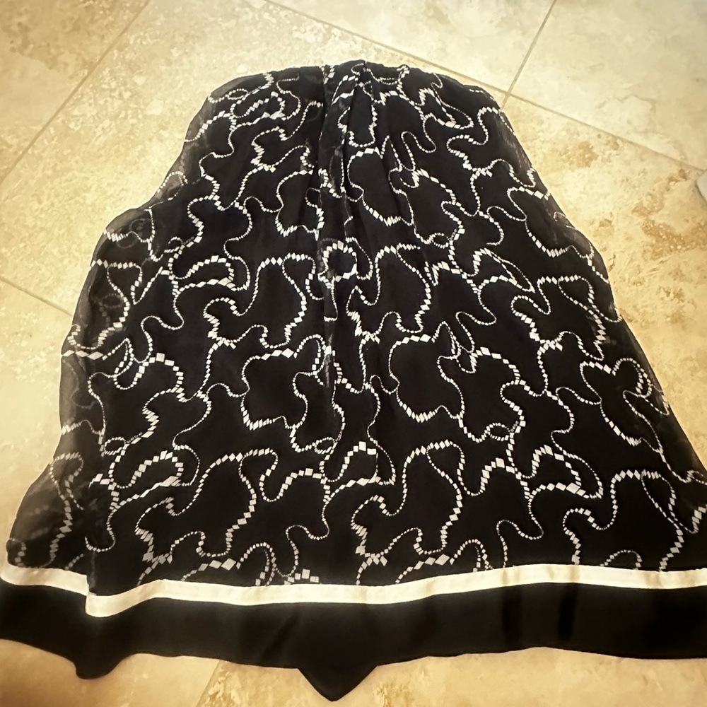 Bebe Black and White A-Line Skirt
